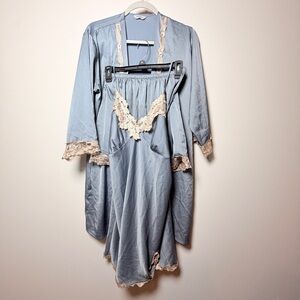 Luxurious silk Lace Trim Sleepwear Robe in Blue 4 pieces
